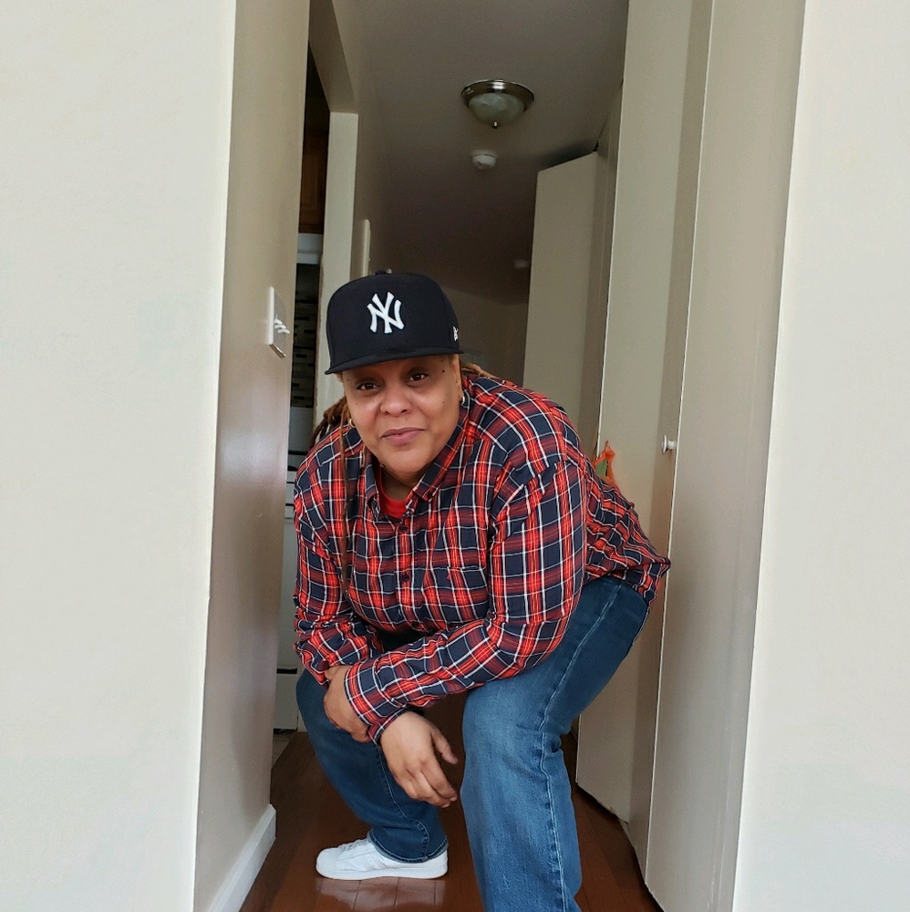 Meet your Posher, Monica